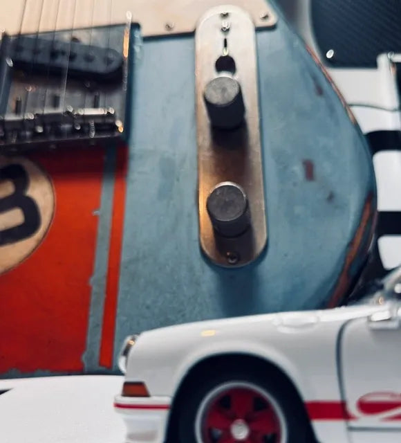 Custom Relic Porsche 1963 901/911 Gulf Edition Guitar